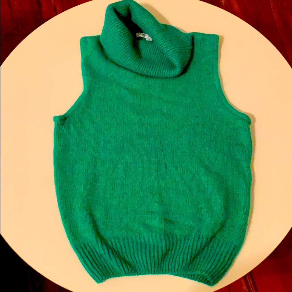 Thick cowl neck turtle neck